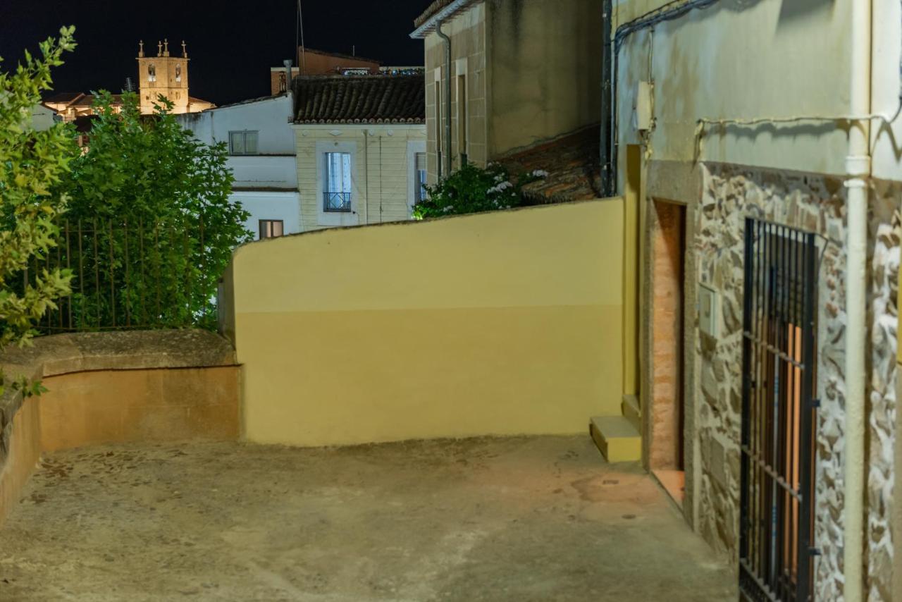 شقة Galarza Deluxe Casa Xvi-Xvii Parking Privado Gratis Caces المظهر الخارجي الصورة